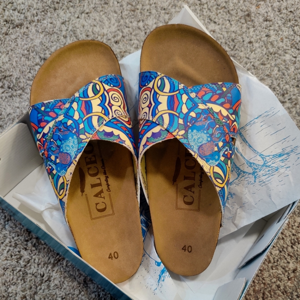 Criss Cross Strap Slide Sandal Abstract Print